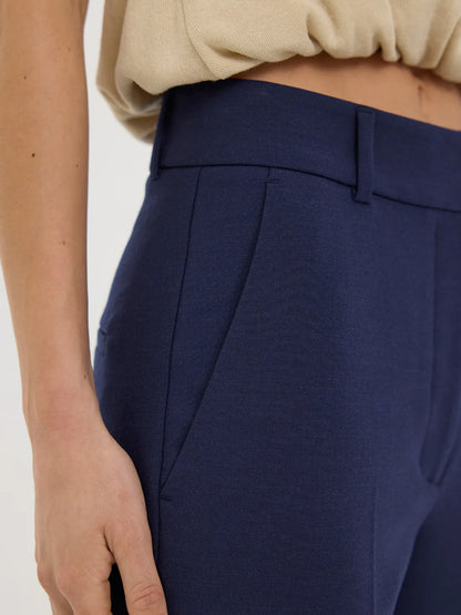 Olivia Insignia Blue