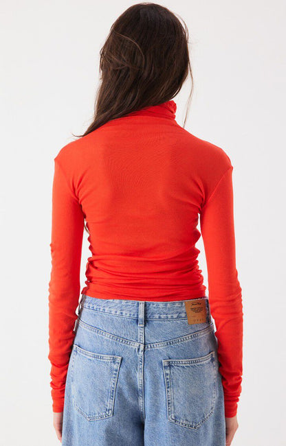 Massachusetts Turtleneck Vintage Strawberry
