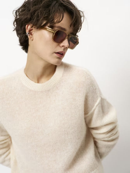 Ariama Crewneck Sweater Milk Oatmeal Cream