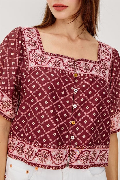 Ellen Top Flower Chain