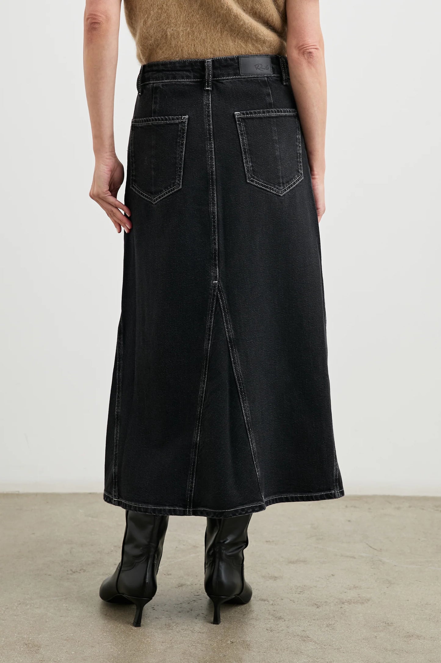 Del Ray Skirt Black Sand - No22 Damplassen