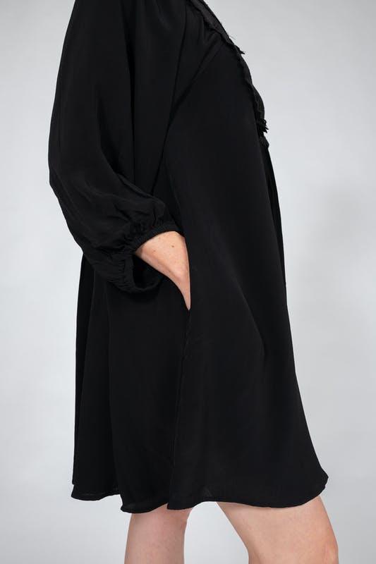 Elegant Lace Shift Dress Black - No22 Damplassen