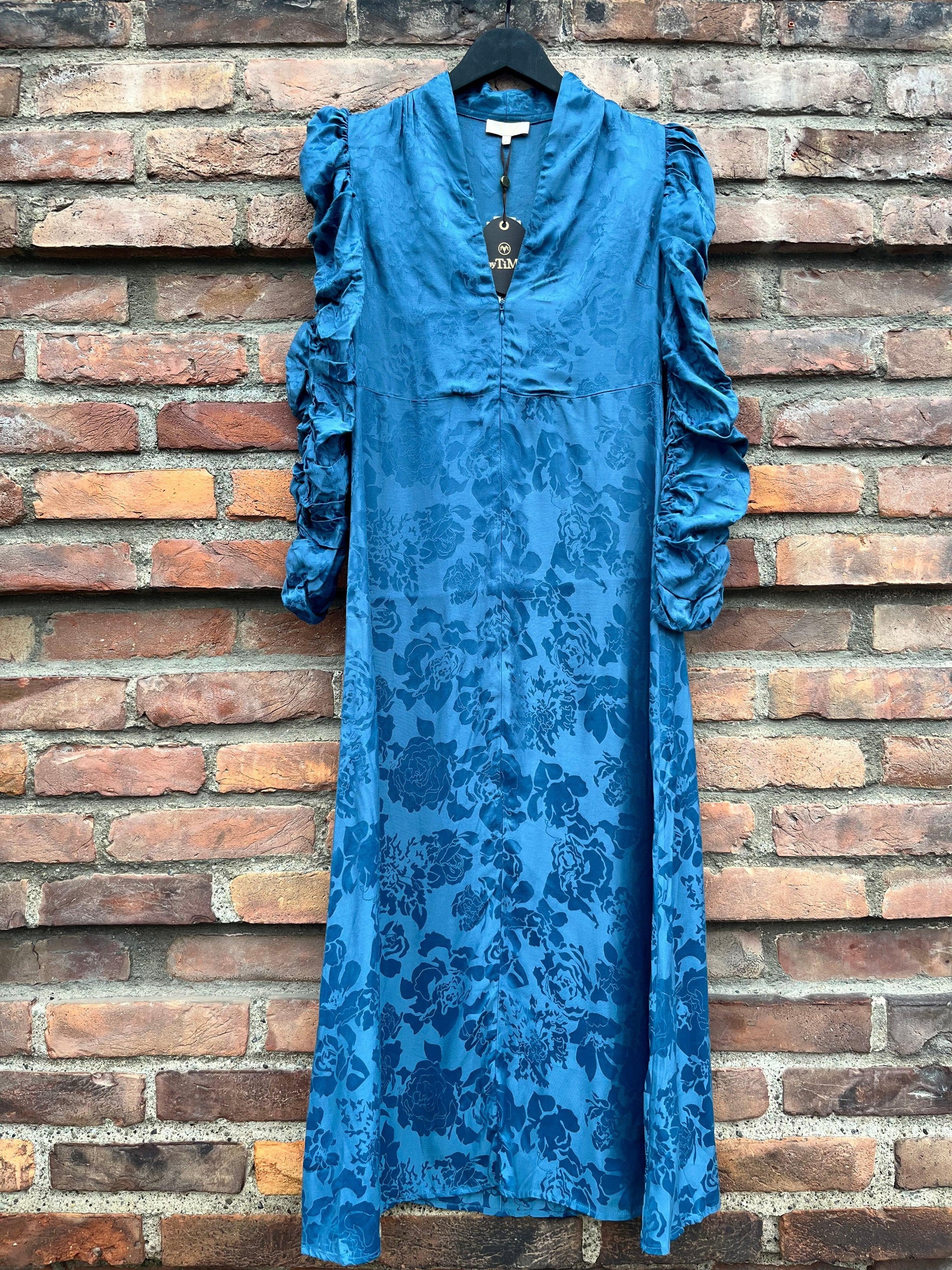 Jacquard V-Neck Dress French Blue - No22 Damplassen