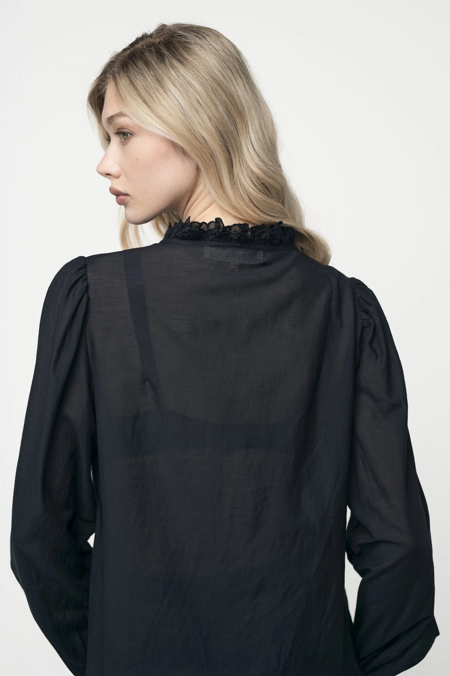 Olivia Blouse Black