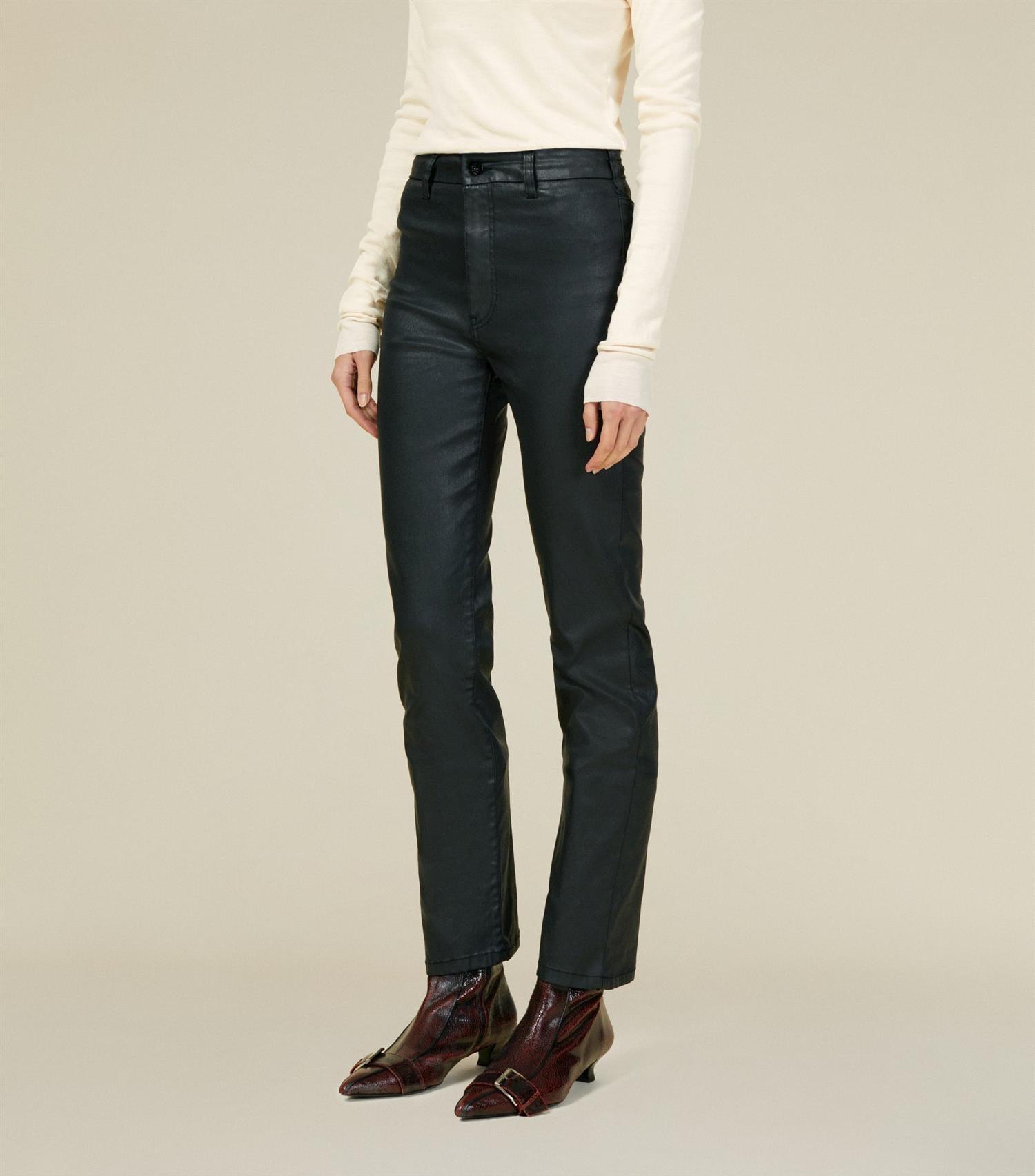 Malena Black Coated Clean Montana - No22 Damplassen